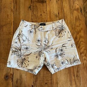 LOFT Women’s 5” Floral Print Shorts – Size 00, Tropical Neutral Tones